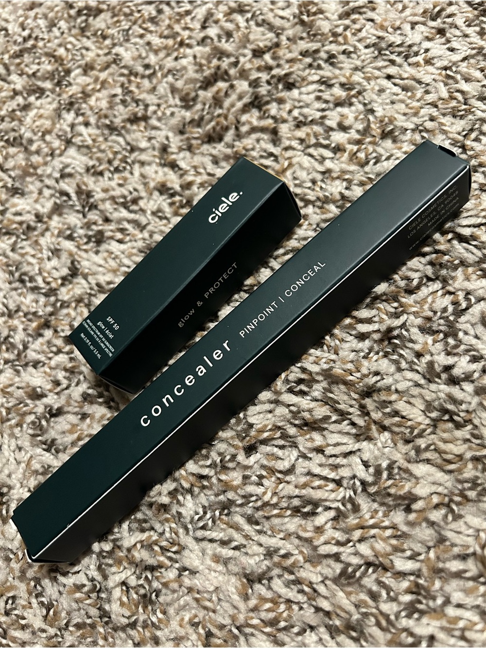 Ciele SET: glow & PROTECT in Penny, Concealer Pinpoint dual brush